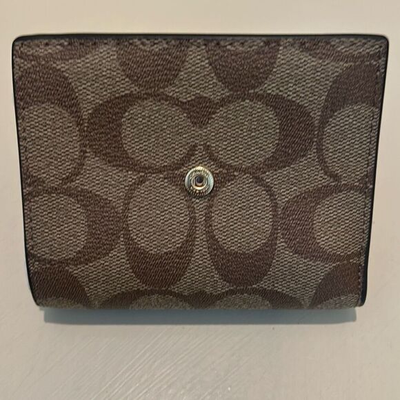 Coach Small Trifold Wallet Signature Logo Canvas Brown - Picture 5 of 9
